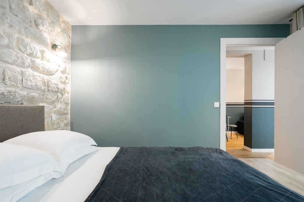 Photo of Bedroom in Arts-et-Metiers