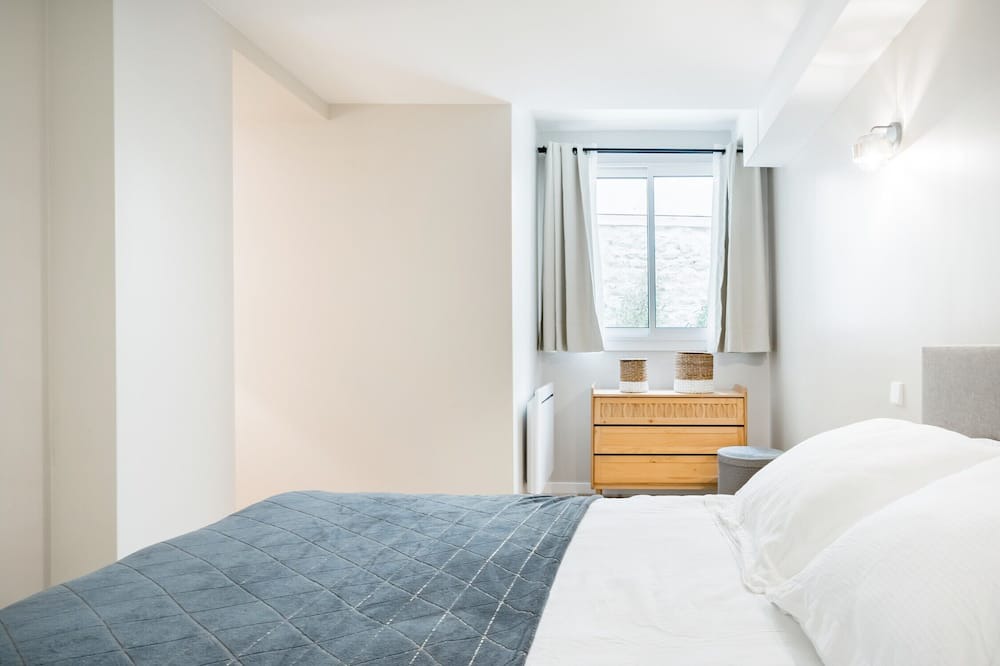 Photo of Bedroom in Arts-et-Metiers