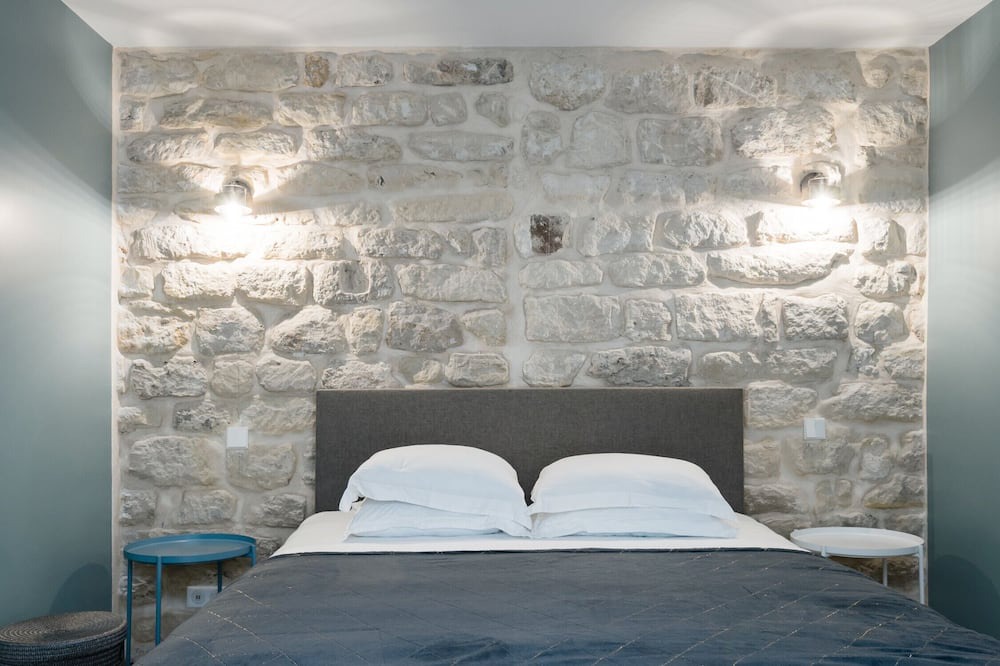 Photo of Bedroom in Arts-et-Metiers