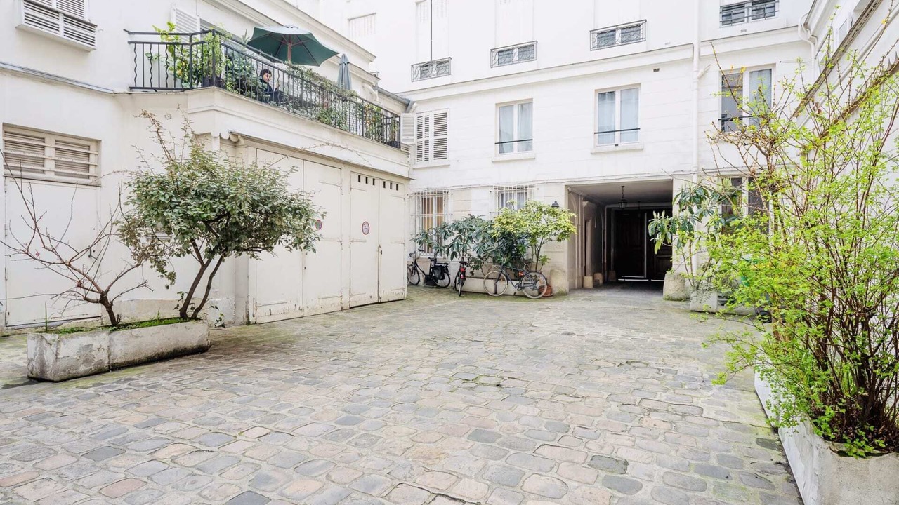 Photo of Outdoor in Arts-et-Metiers