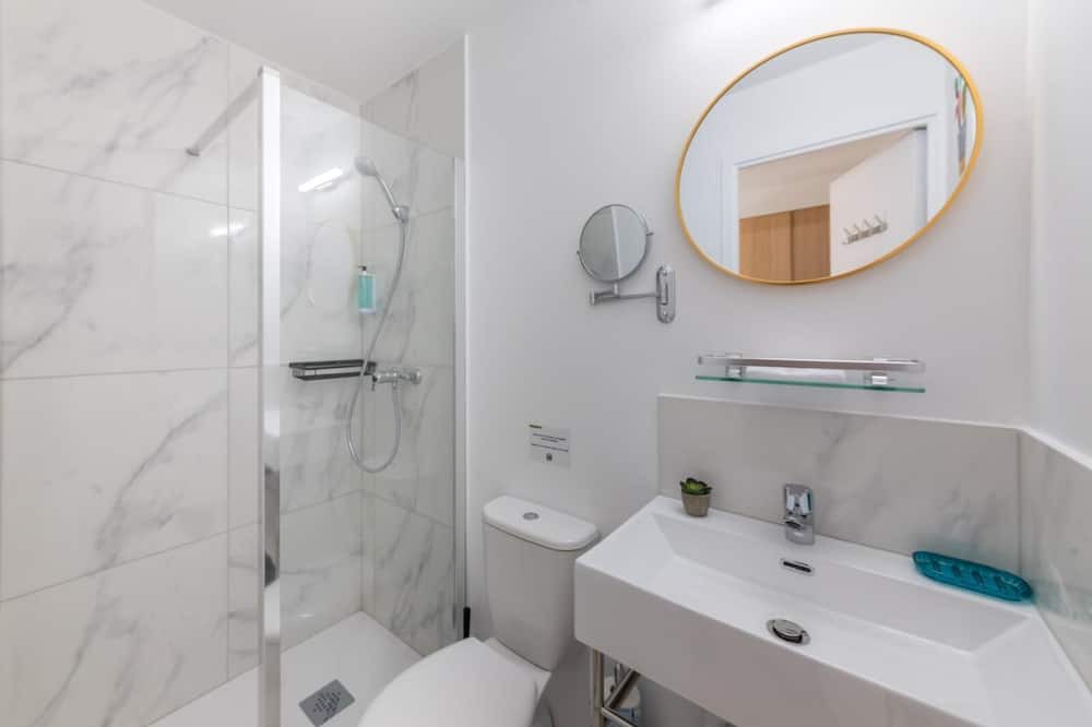Photo of Bathroom in 15th Arrondissement