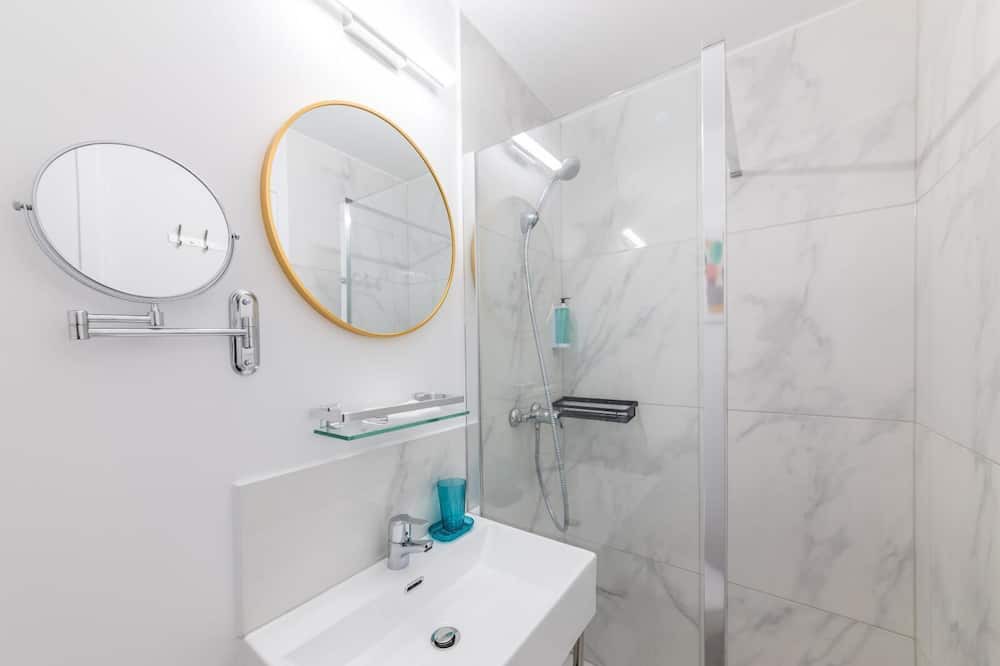 Photo of Bathroom in 15th Arrondissement