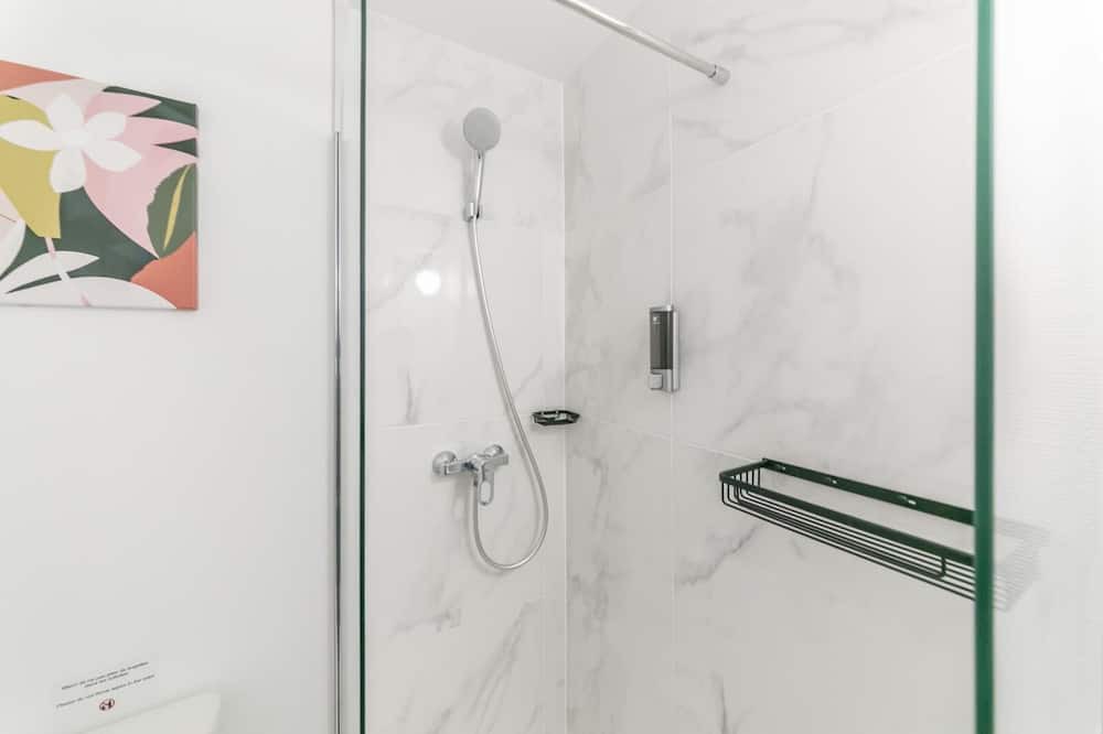 Photo of Bathroom in Passy