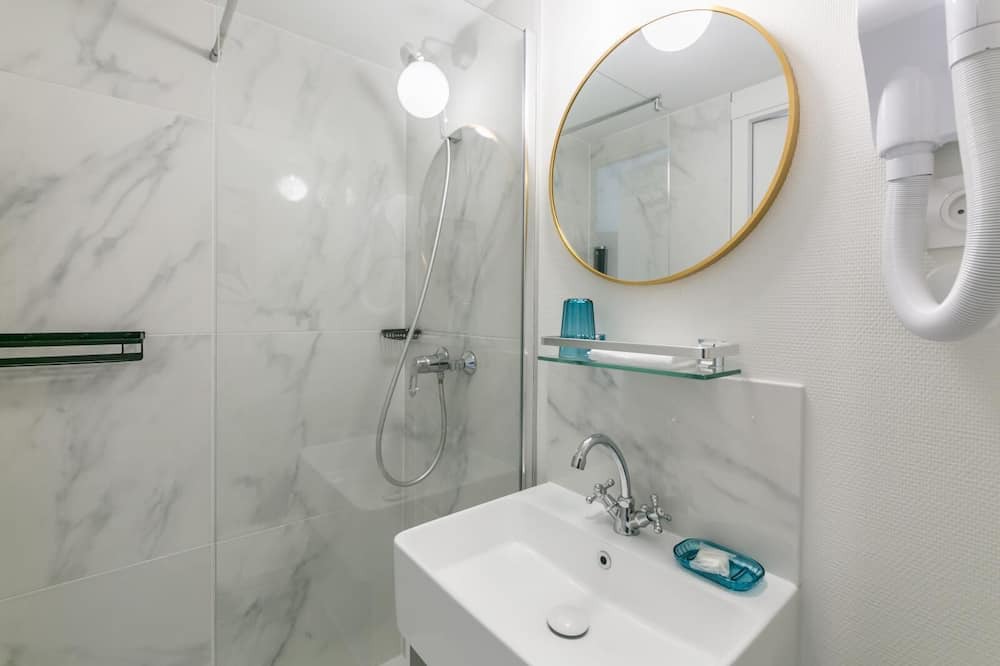 Photo of Bathroom in Passy