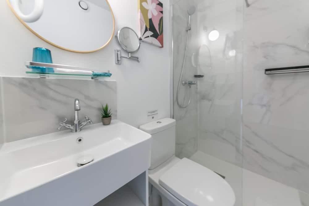 Photo of Bathroom in Passy
