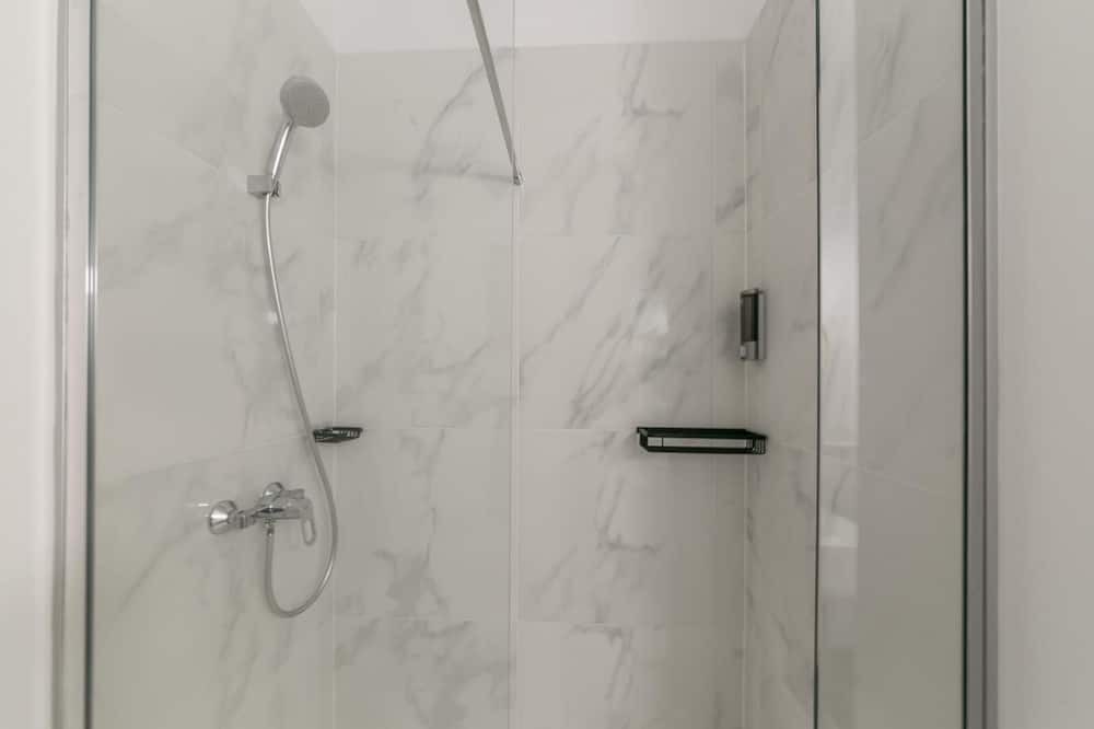 Photo of Bathroom in Passy