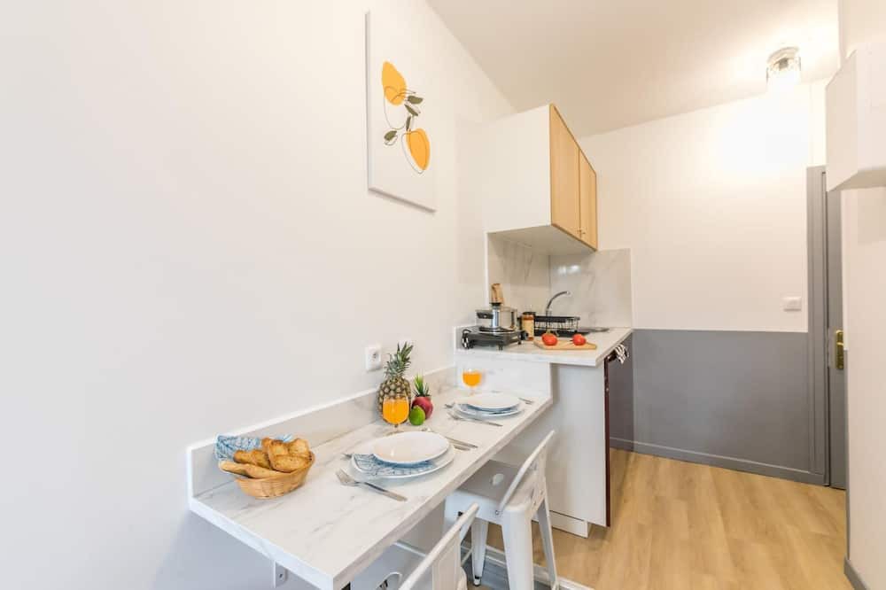 Photo of Kitchen in 15th Arrondissement