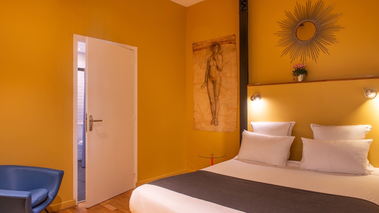 Photo of Bedroom in 14th Arrondissement