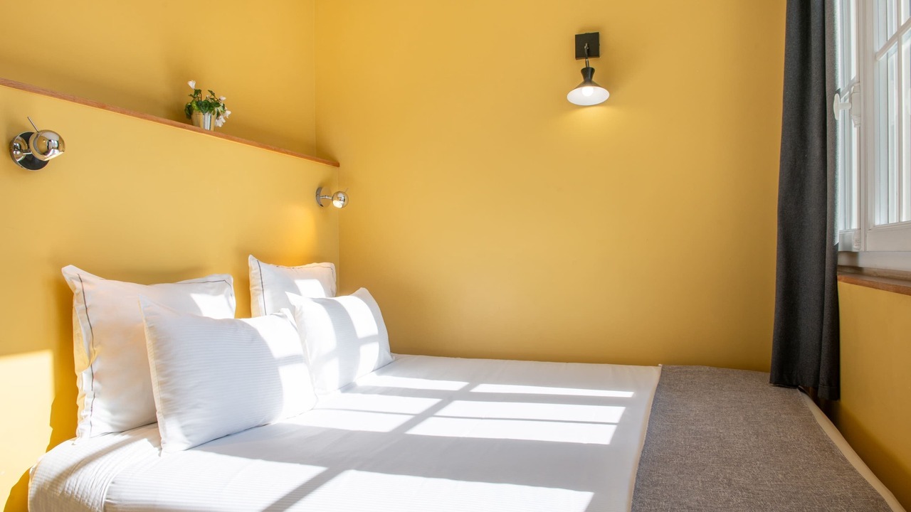Photo of Bedroom in 14th Arrondissement