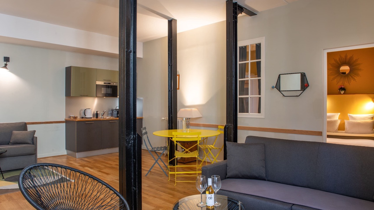 Photo of Bedroom in 14th Arrondissement