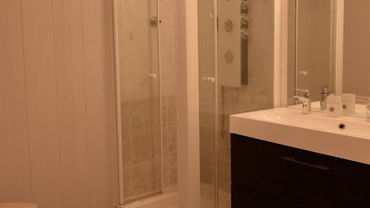 Photo of Bathroom in Conches-sur-Gondoire