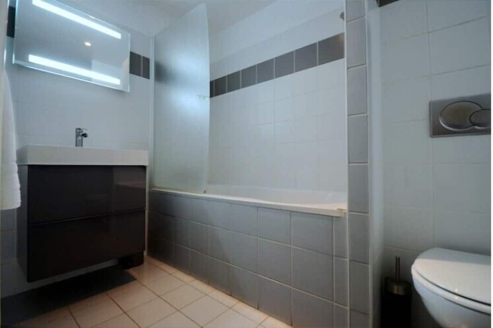 Photo of Bathroom in Jardin des plantes
