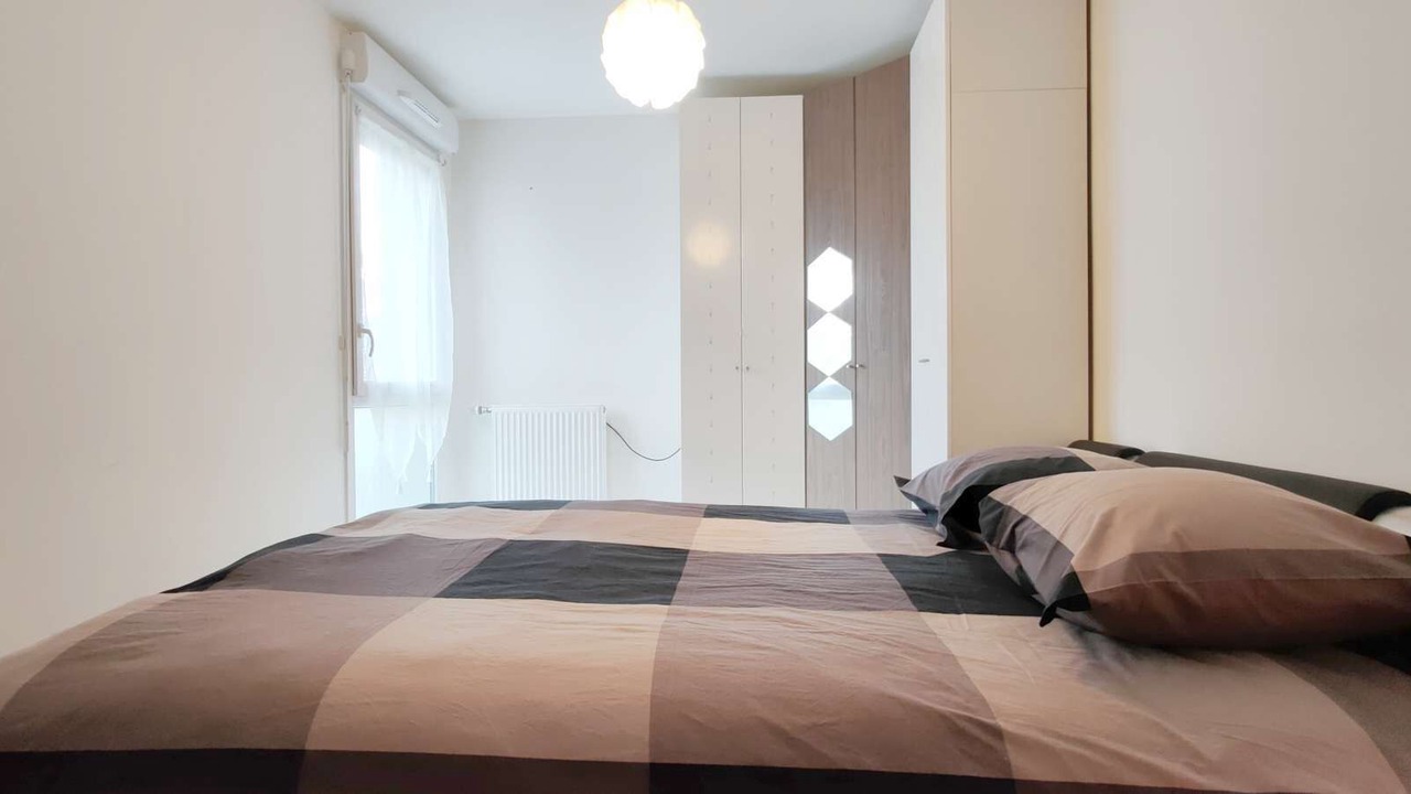 Photo of Bedroom in Epinay-sur-Seine