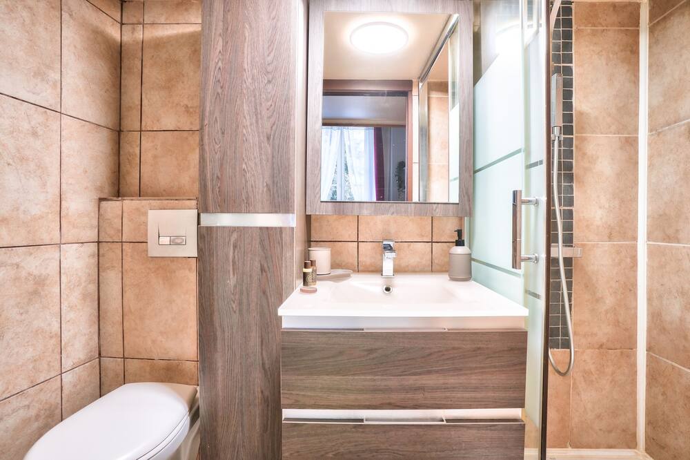 Photo of Bathroom in Arts-et-Metiers