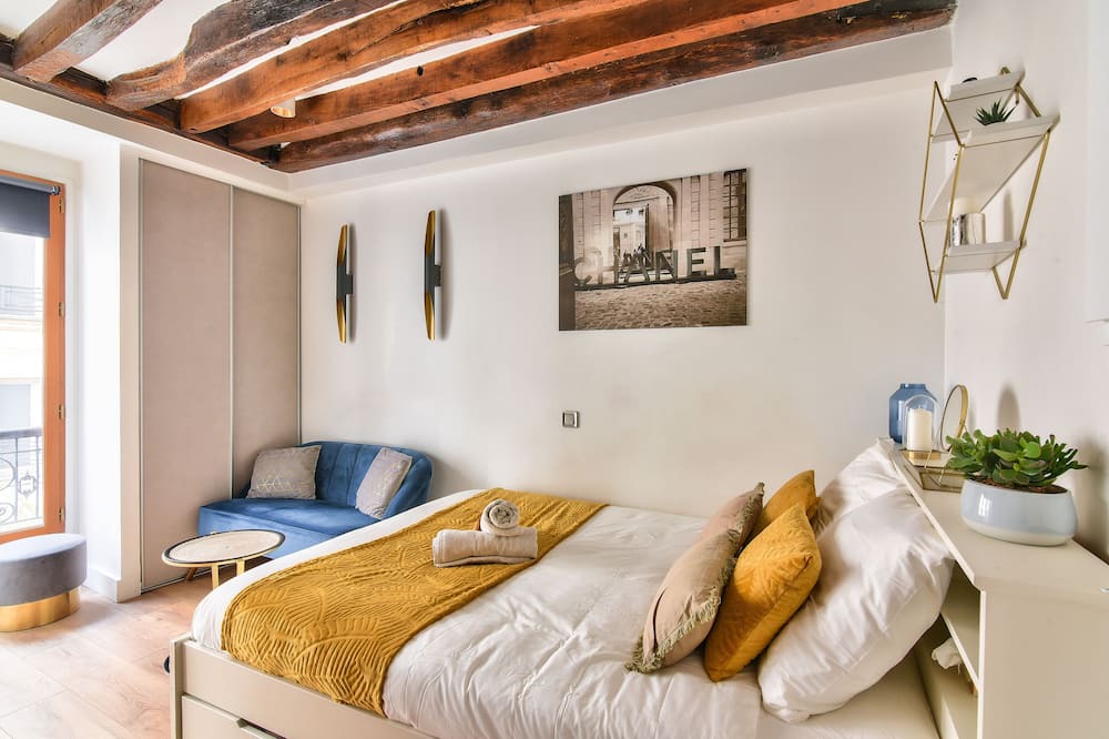 Photo of Bedroom in Arts-et-Metiers
