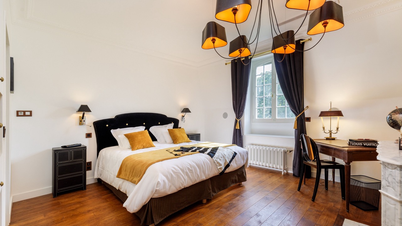 Photo of Bedroom in Asnieres-sur-Seine