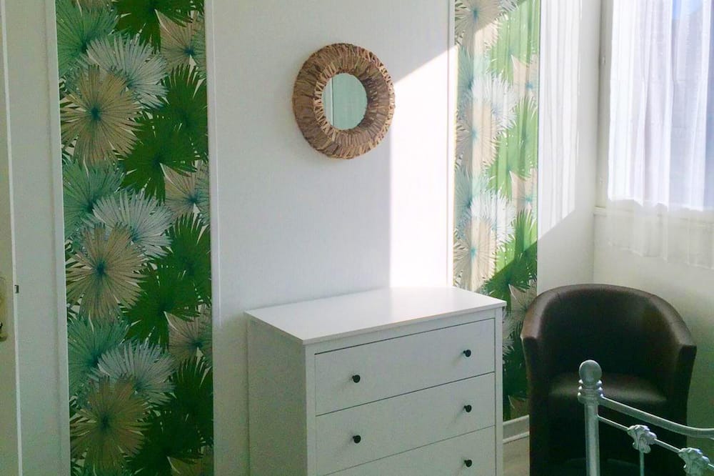 Photo of Bedroom in Rosny-sous-Bois