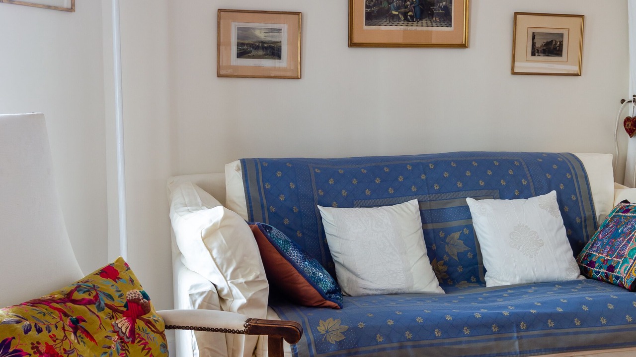 Photo of Livingroom in 15th Arrondissement