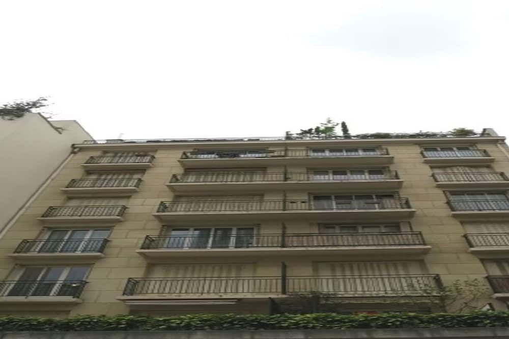 Photo of Outdoor in Grenelle
