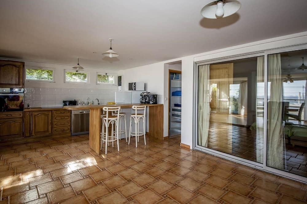 Photo of Kitchen in Suresnes