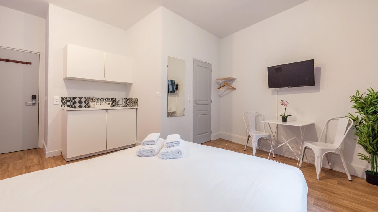Photo of Bedroom in Saint-Merri