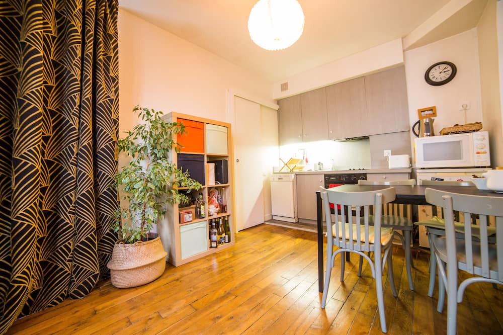 Photo of Kitchen in Quartier de la Folie-Mericourt