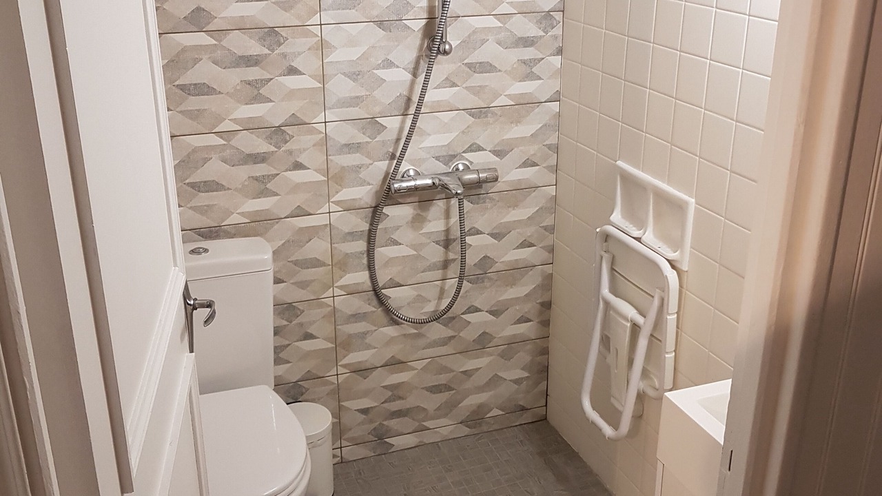 Photo of Bathroom in Tremblay-en-France