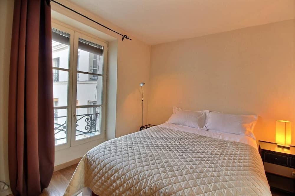 Photo of Bedroom in Marais