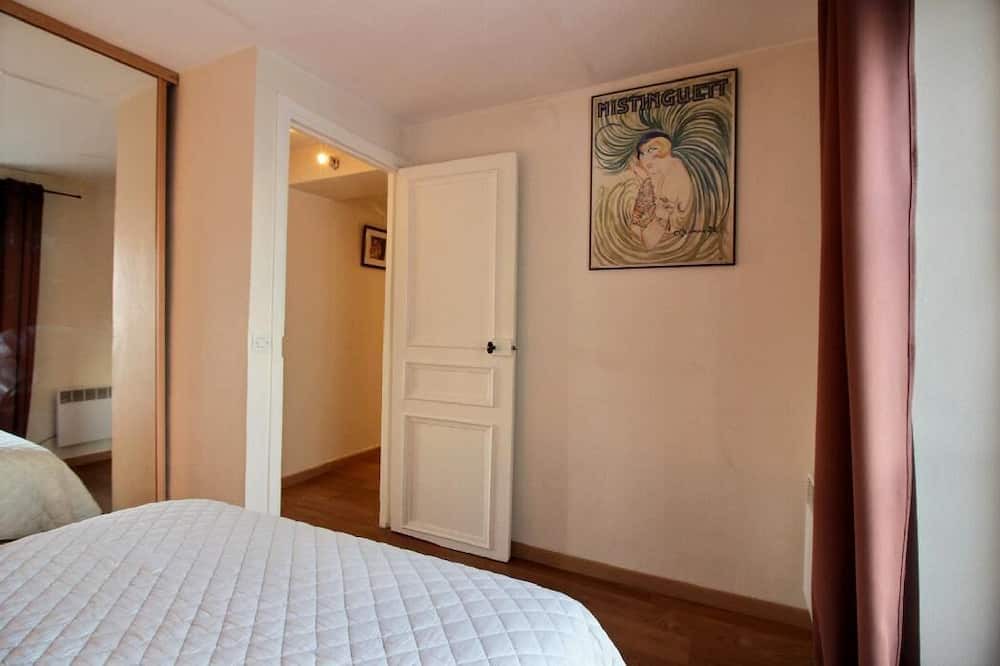Photo of Bedroom in Marais