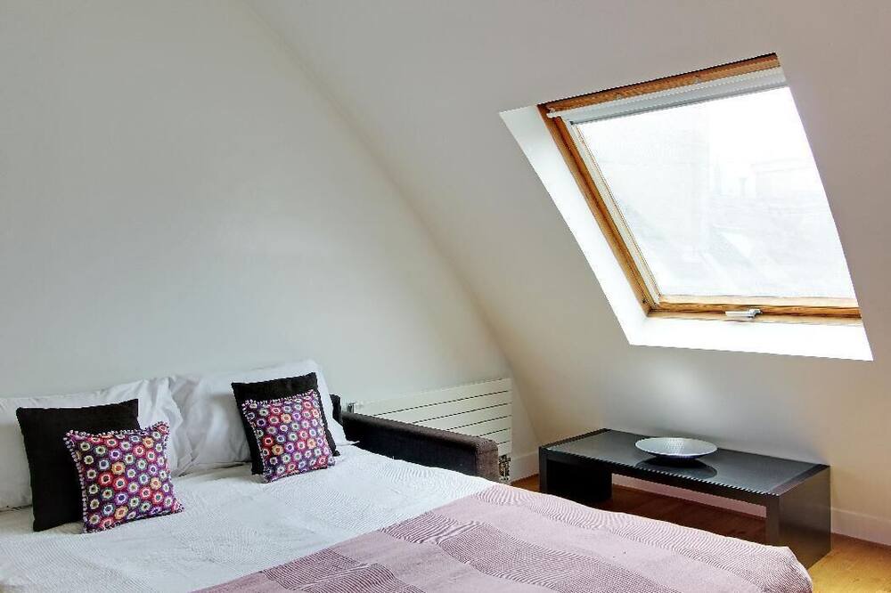 Photo of Bedroom in Faubourg-du-Roule