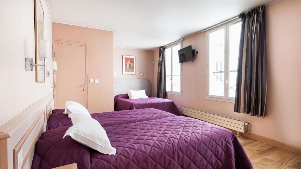 Photo of Bedroom in Enfants-Rouges