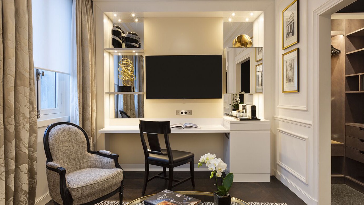 Photo of Bedroom in Chaillot