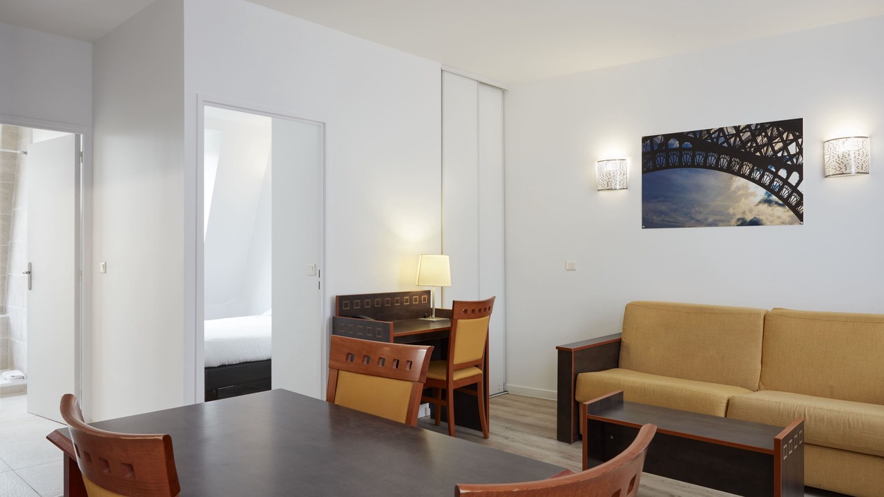 Photo of Bedroom in Pere Lachaise