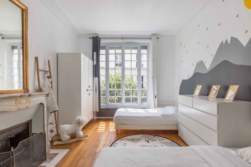 Photo of Bedroom in Passy