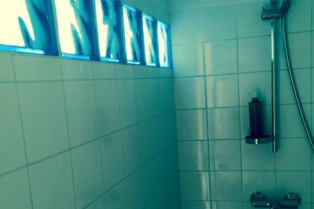 Photo of Bathroom in Quartier du Gros-Caillou
