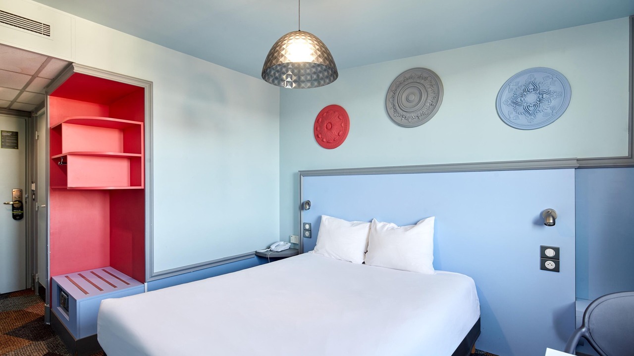 Photo of Bedroom in Adamville