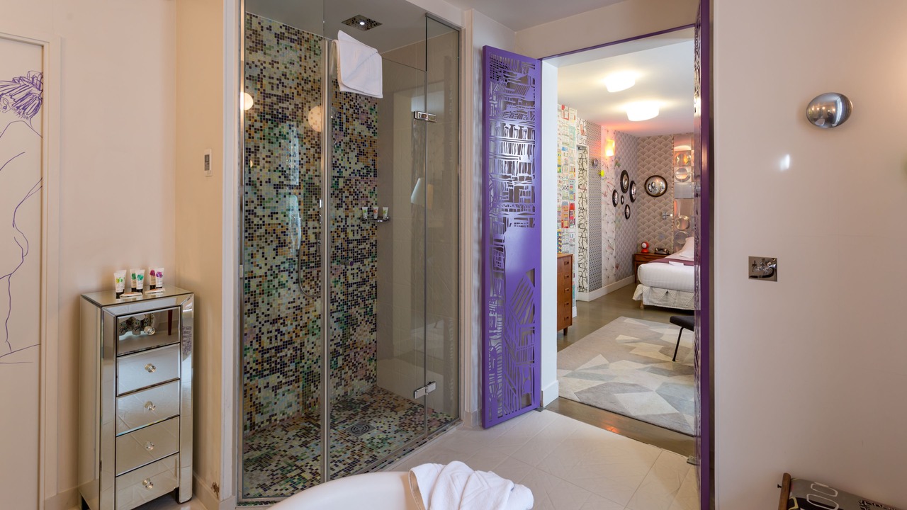 Photo of Bathroom in Paris City Center