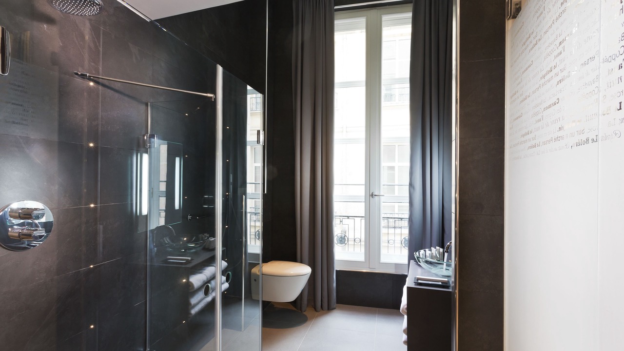 Photo of Bathroom in Vivienne