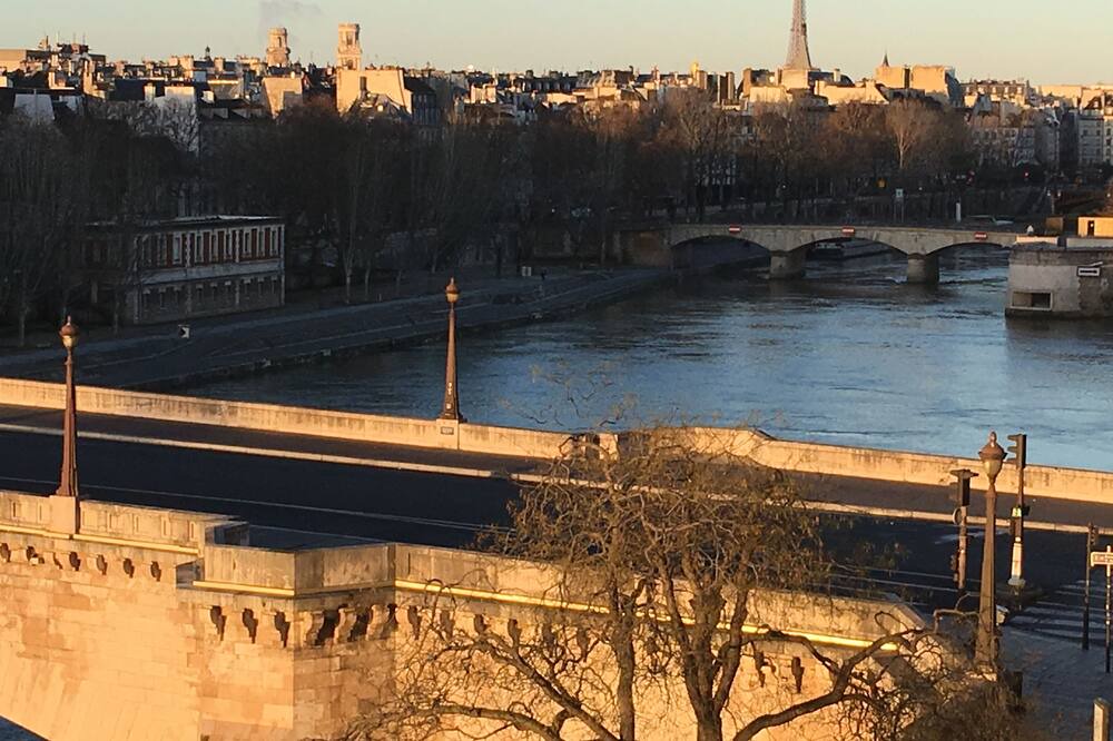 Photo of Others in 4th Arrondissement
