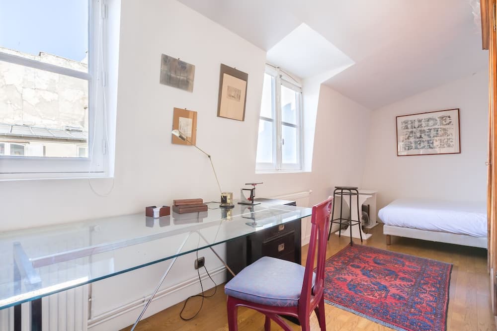 Photo of Bedroom in Paris City Center