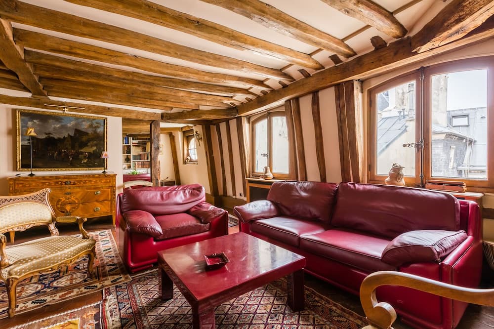 Photo of Livingroom in Paris City Center