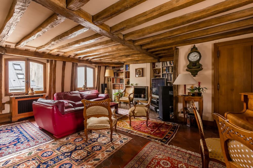 Photo of Livingroom in Paris City Center