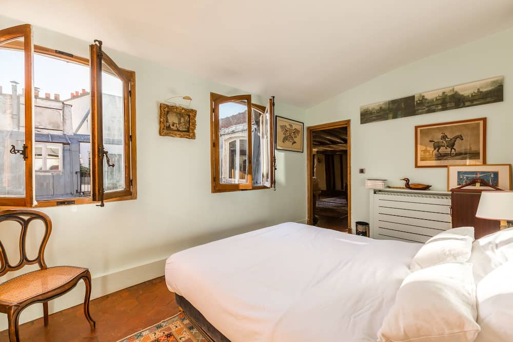Photo of Bedroom in Paris City Center
