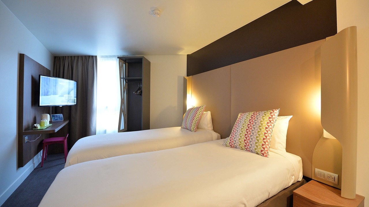 Photo of Bedroom in Clichy