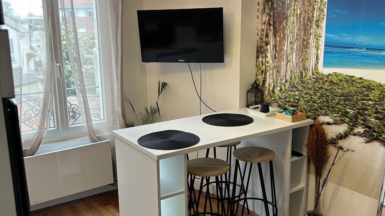 Photo of Livingroom in Livry-Gargan