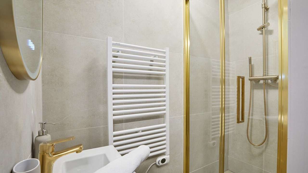 Photo of Bathroom in Arts-et-Metiers