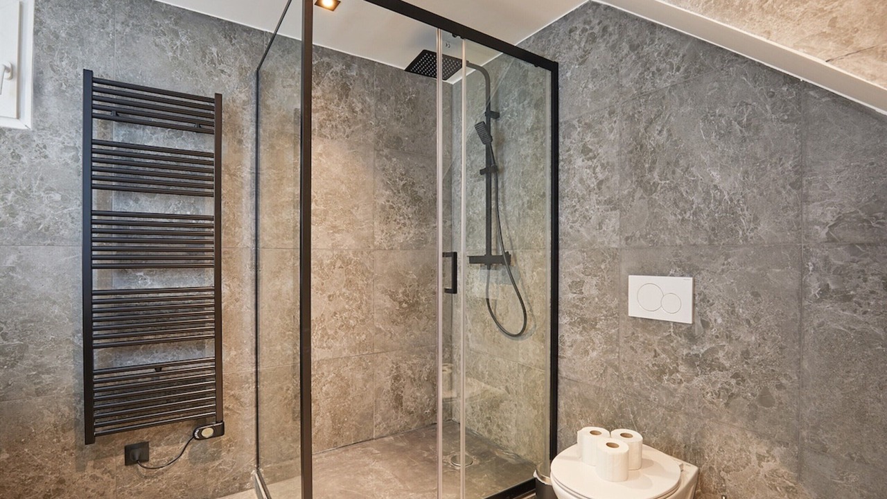 Photo of Bathroom in Arts-et-Metiers