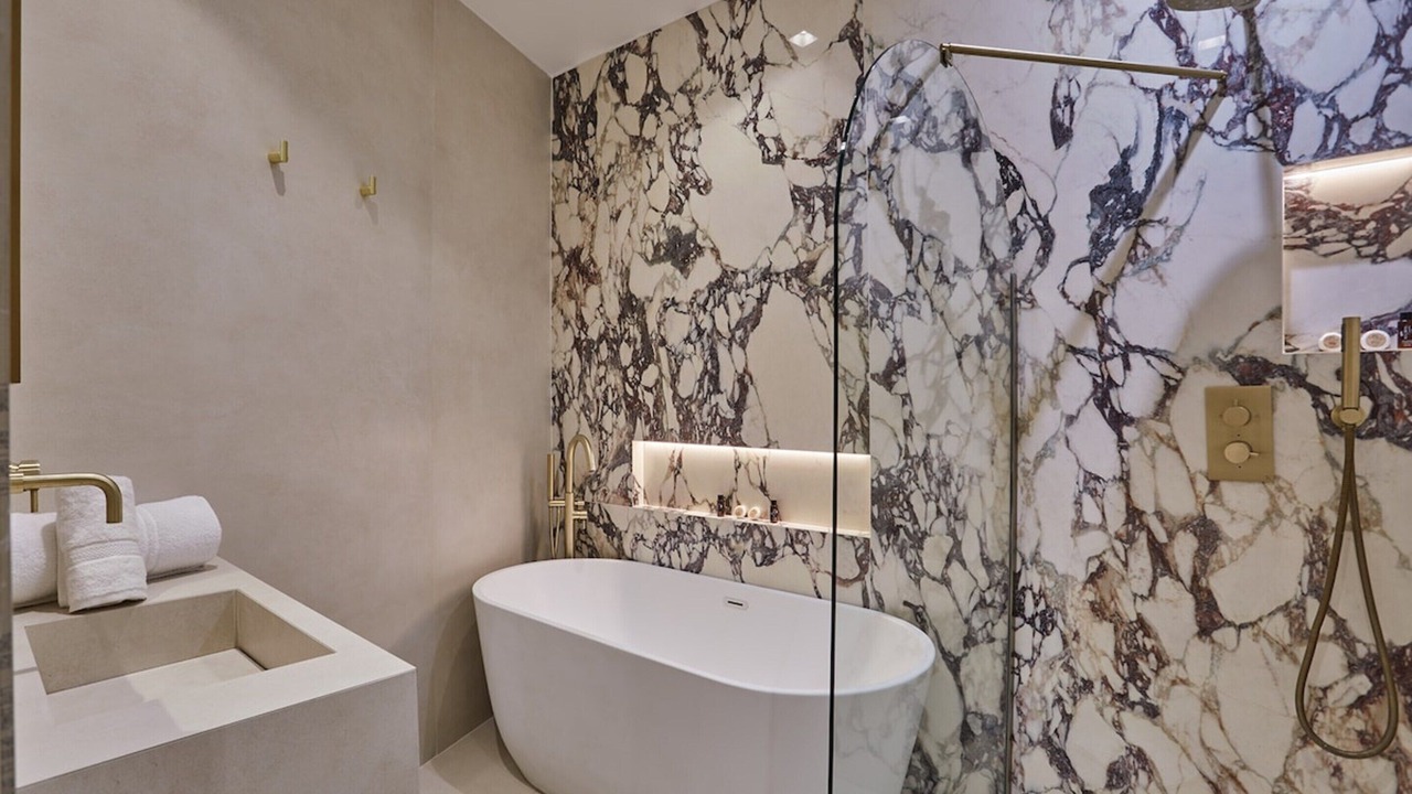 Photo of Bathroom in Quartier de la Folie-Mericourt
