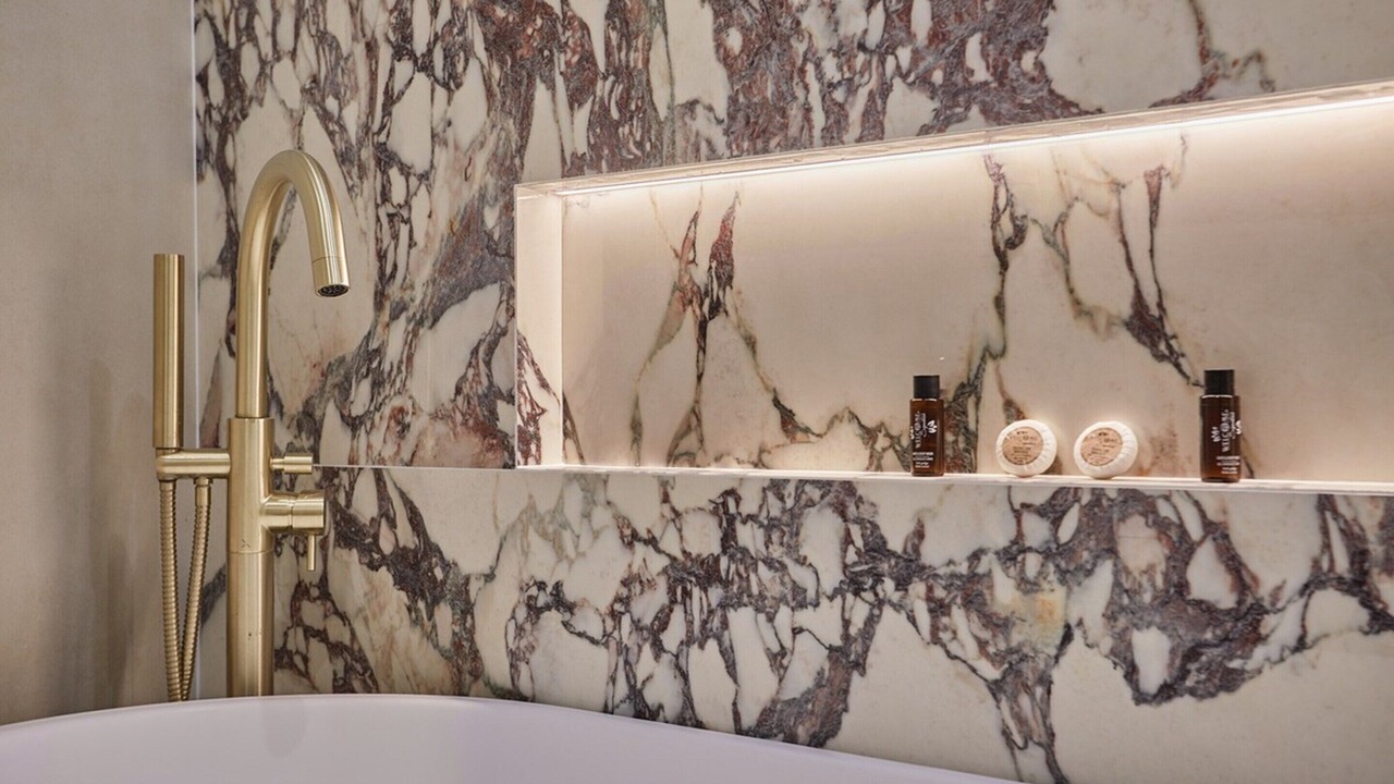 Photo of Bathroom in Quartier de la Folie-Mericourt