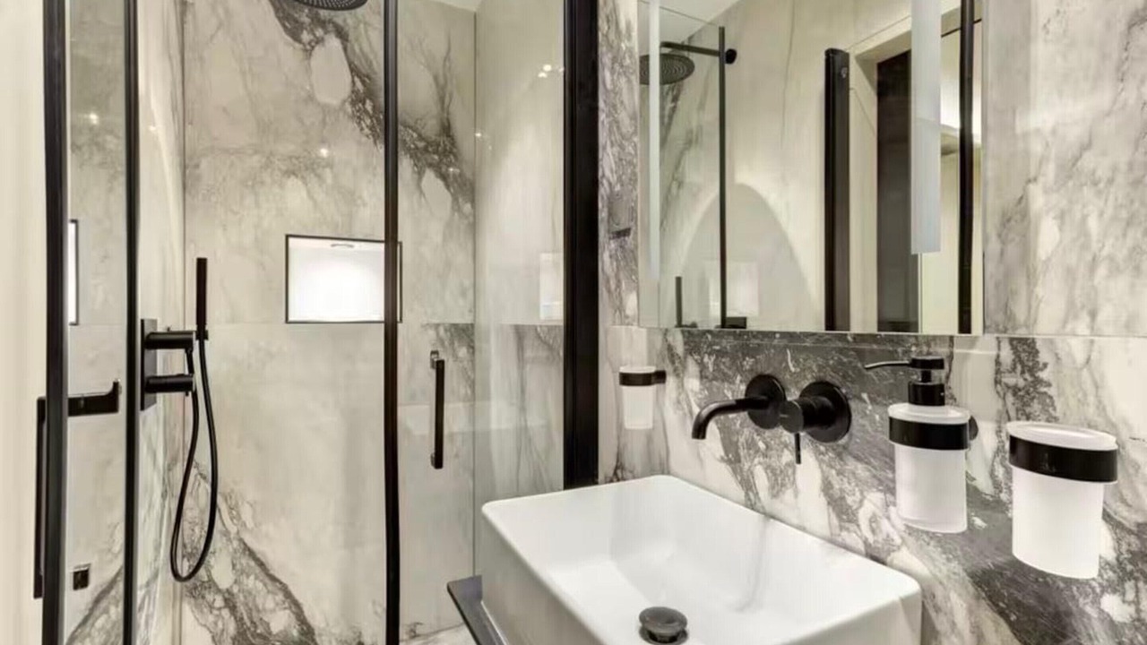 Photo of Bathroom in Marais